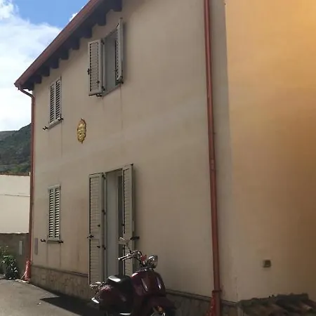 Fuori Dal Tempo شقة